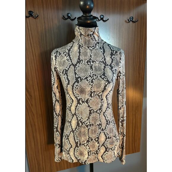 Babaton Larry Snakeprint Turtleneck Size Small - Picture 5 of 9